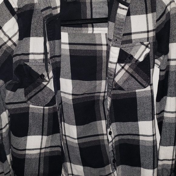 Women's Fall tops - Picture 4 of 8